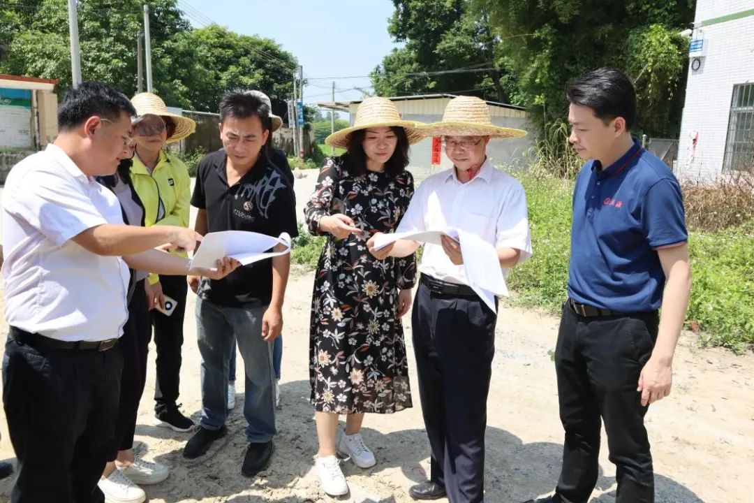 集团党委副书记、工会主席黄家合带队调研乡村振兴帮扶工作 集团党委副书记、工会主席黄家合带队调研乡村振兴帮扶工作